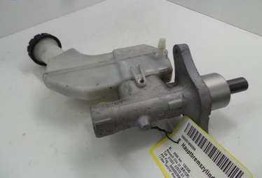 Renault Clio III 3 BJ: 2006 Hauptbremszylinder 1,2 55kw *D4FD740* 7701208838 ATE